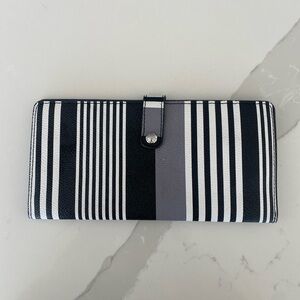 Vera Bradley Striped Wallet Black White Gray Snap Closure Zipper ID Display